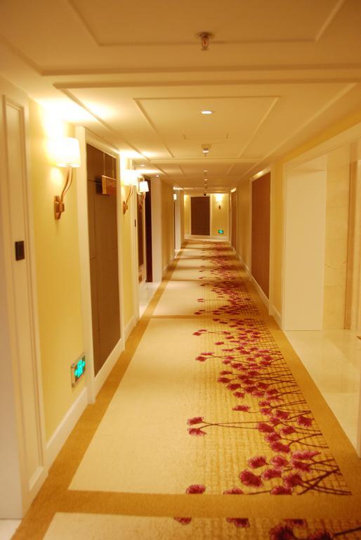 New Era Hotel Kunming Exterior foto